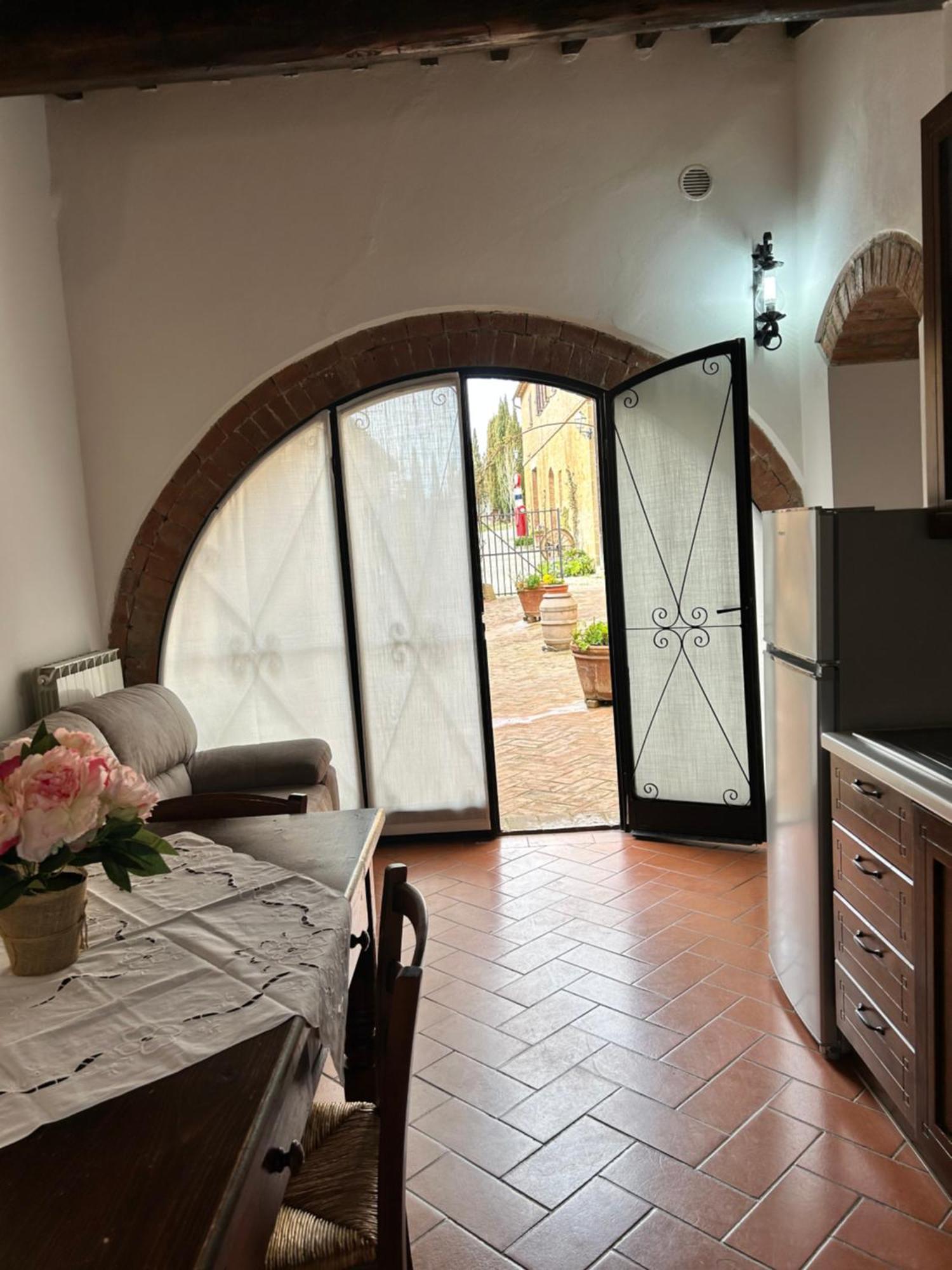 Agriturismo Casalpiano ปีเอนซา ภายนอก รูปภาพ