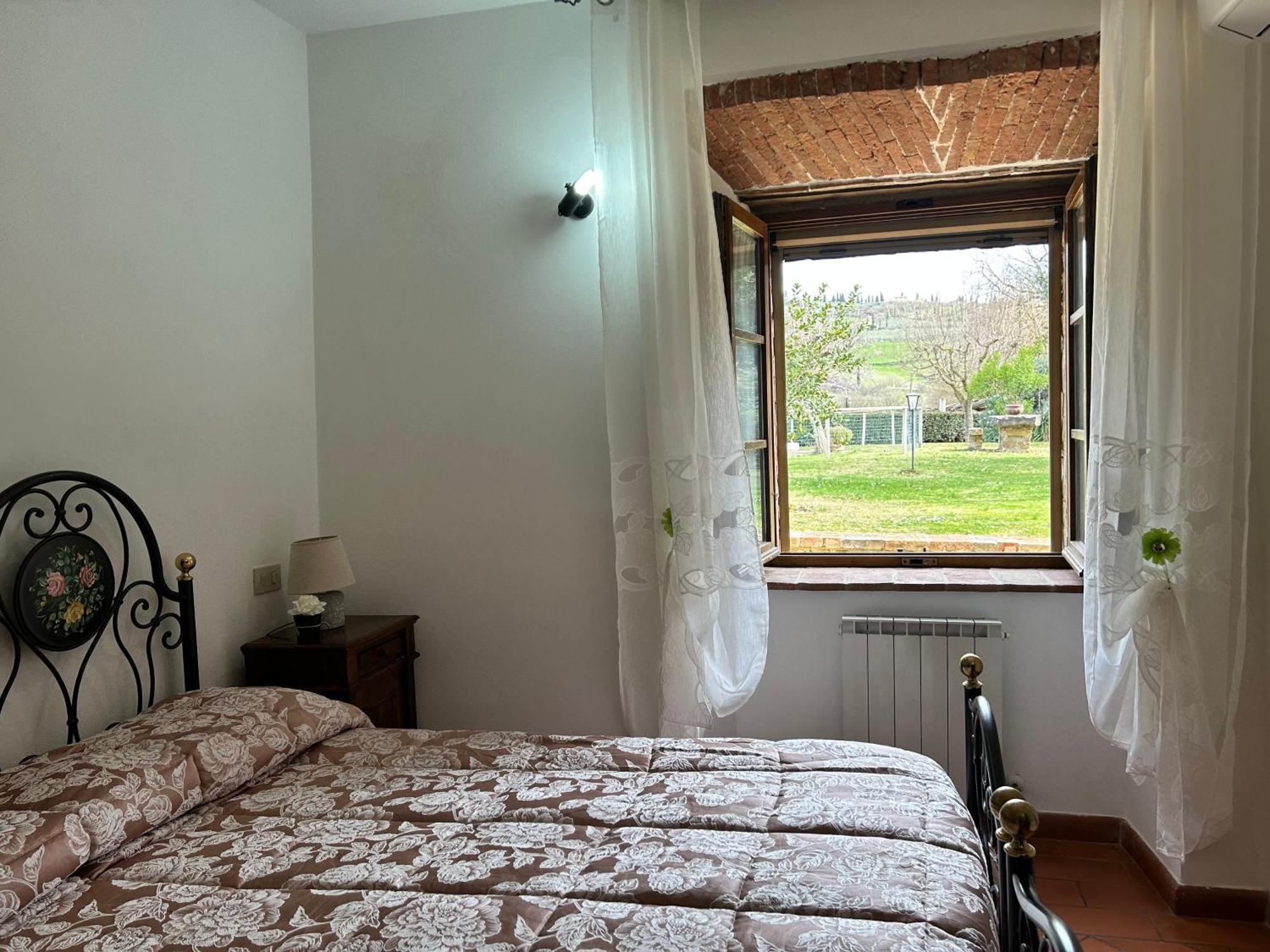 Agriturismo Casalpiano ปีเอนซา ภายนอก รูปภาพ