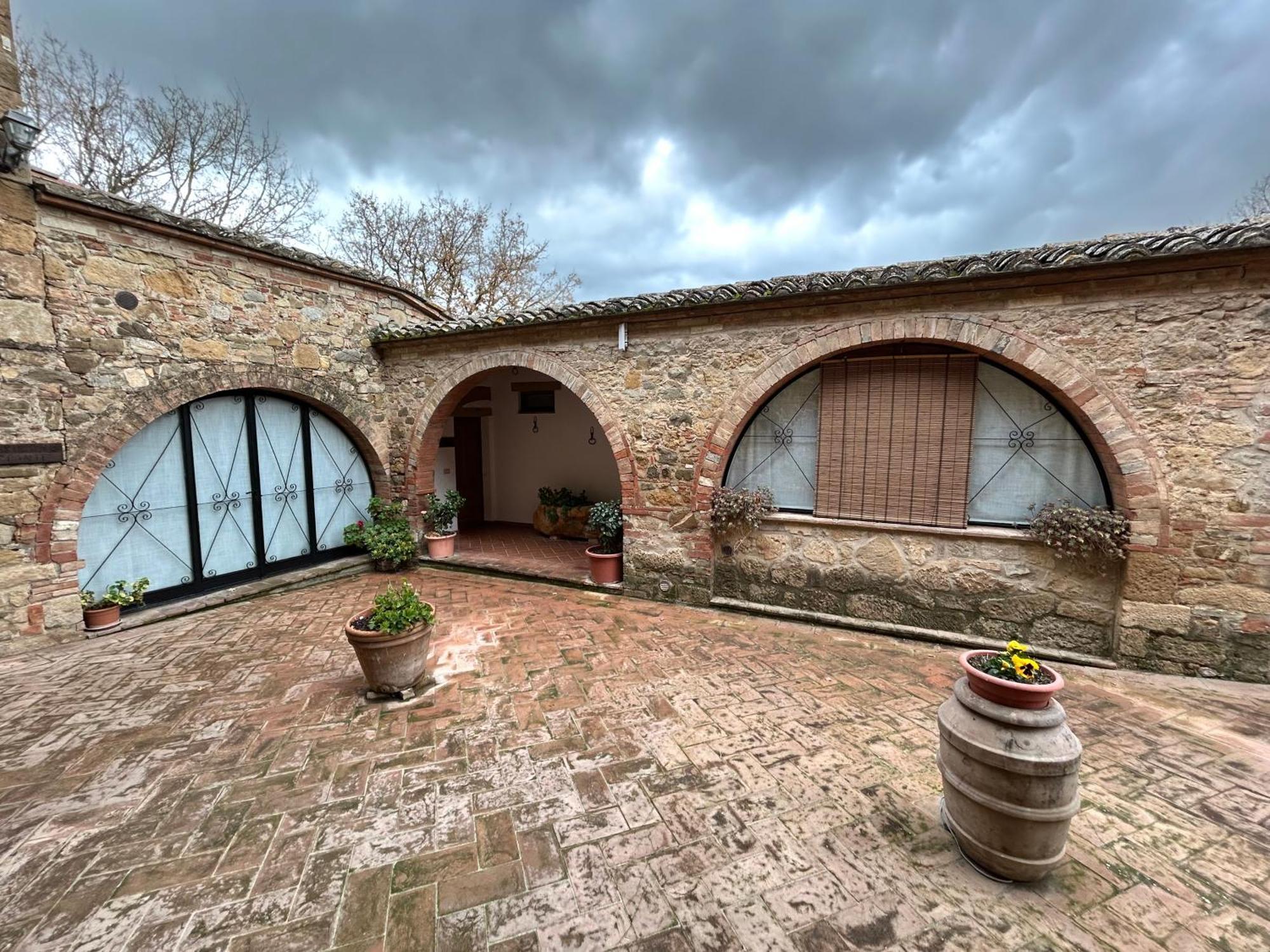 Agriturismo Casalpiano ปีเอนซา ภายนอก รูปภาพ