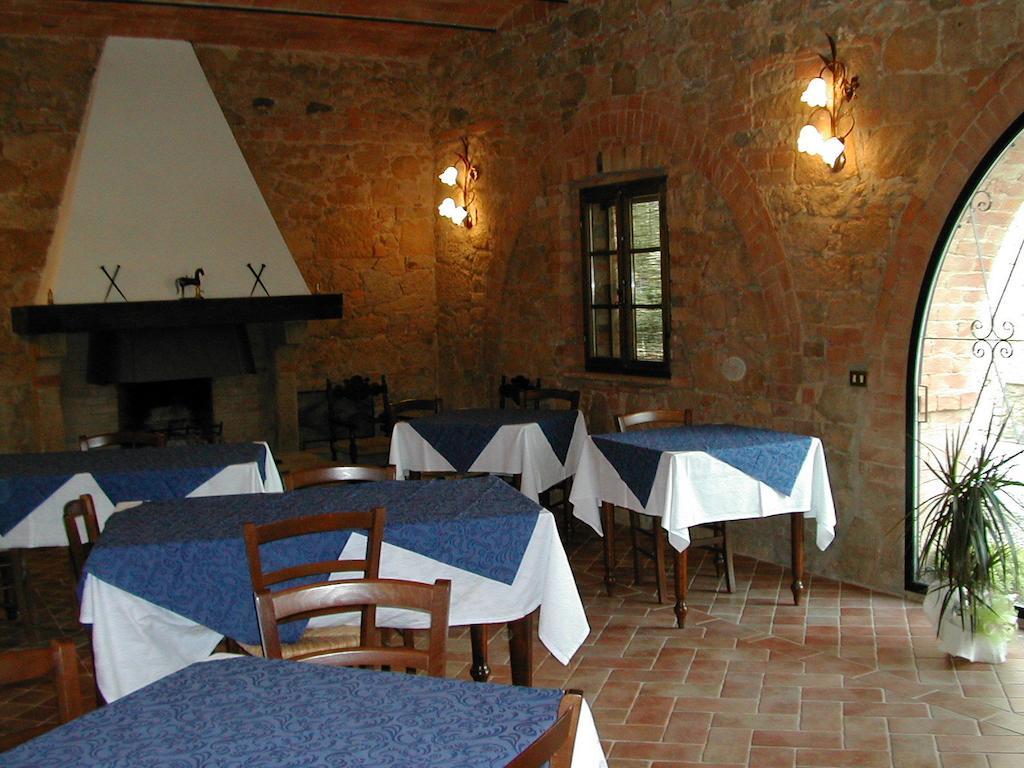 Agriturismo Casalpiano ปีเอนซา ภายนอก รูปภาพ